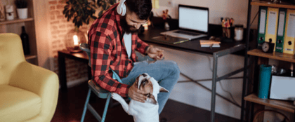 Verandering voor zzp'ers in 2019: deze freelancer werkt thuis